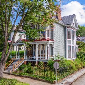 Photo #70 of 322 Harrison Street, Lynchburg, VA 0.2 acres