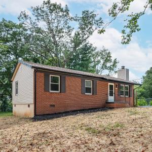 Photo #2 of 130 Odins Bow Road, Madison Heights, VA 0.6 acres
