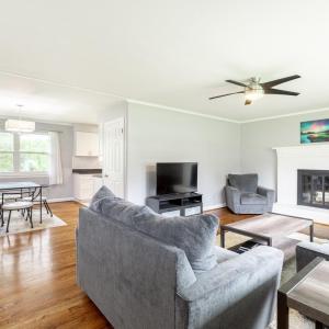 Photo #3 of 627 Hayes Drive, Lynchburg, VA 0.4 acres
