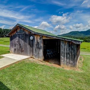 Photo #17 of 11808 Narrow Passage Rd, Eagle Rock, VA 1.9 acres