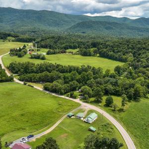 Photo #63 of 11808 Narrow Passage Rd, Eagle Rock, VA 1.9 acres