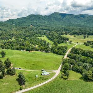 Photo #51 of 11808 Narrow Passage Rd, Eagle Rock, VA 1.9 acres