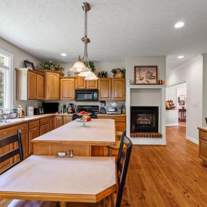 Photo #6 of 1004 Wildbriar Place, Forest, VA 0.9 acres