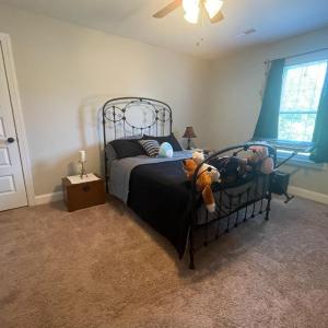 Photo #43 of 1182 Crest Ridge Drive, Bedford, VA 0.2 acres
