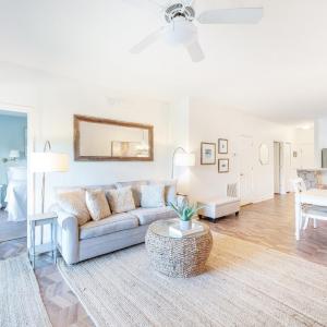 Photo #13 of 1175 Mariners Way, Huddleston, VA