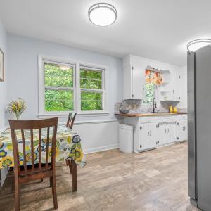 Kitchen and eating area