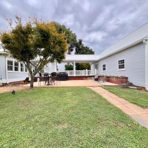 Photo #64 of 260 Main St, Amherst, VA 1.0 acres