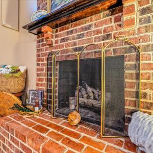 Photo #27 of 2405 Hawthorne Road, Lynchburg, VA 0.9 acres