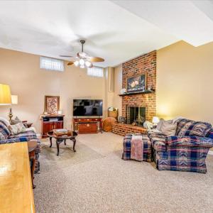 Photo #29 of 2405 Hawthorne Road, Lynchburg, VA 0.9 acres