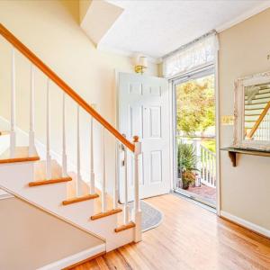 Photo #8 of 2405 Hawthorne Road, Lynchburg, VA 0.9 acres