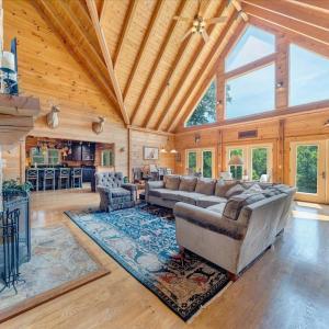 Photo #11 of 1769 Scenic View Road, Moneta, VA 76.0 acres