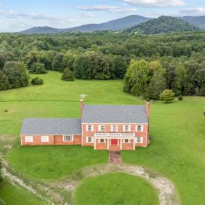 Photo #2 of 837 Gidsville Road, Amherst, VA 147.0 acres