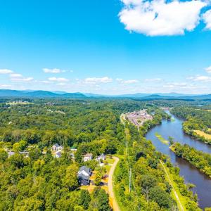 Photo #61 of 128 Riverside Dr, Lynchburg, VA 0.2 acres