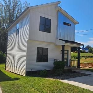 Photo #6 of 2713 Rainbow Circle, Lynchburg, VA 0.1 acres