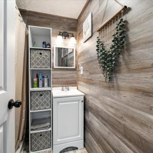 Photo #11 of 3684 Brights Road, Gretna, VA 0.9 acres