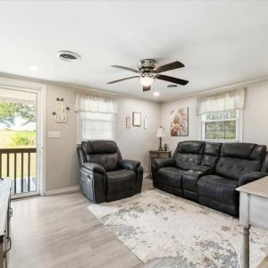 Photo #5 of 3684 Brights Road, Gretna, VA 0.9 acres