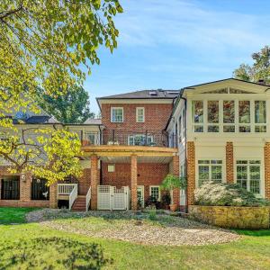 Photo #3 of 211 Paddington Court, Lynchburg, VA 0.6 acres