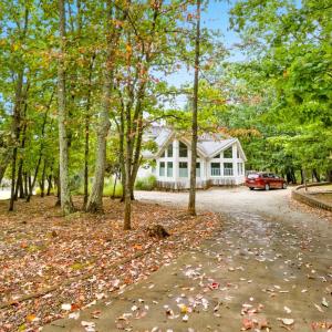 Photo #51 of 201 Huntingwood Boulevard, Lynchburg, VA 1.0 acres