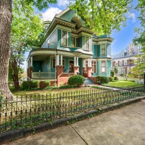 Photo #2 of 400 Madison Street, Lynchburg, VA 0.2 acres