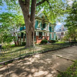 Photo #3 of 400 Madison Street, Lynchburg, VA 0.2 acres