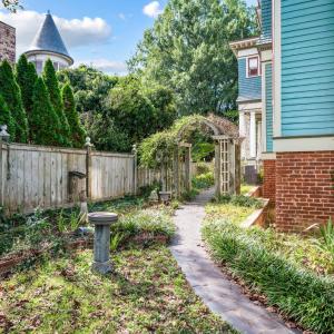 Photo #87 of 400 Madison Street, Lynchburg, VA 0.2 acres