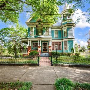 Photo #1 of 400 Madison Street, Lynchburg, VA 0.2 acres