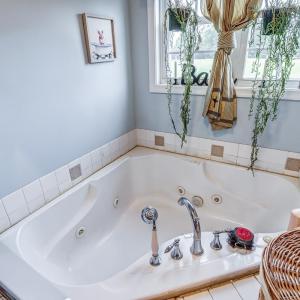 Photo #41 of 2315 Roark Mill Road, Hurt, VA 32.8 acres