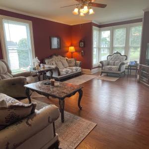 Photo #32 of 721 Grove Street, Bedford, VA 0.4 acres