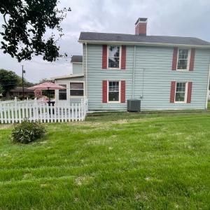 Photo #5 of 721 Grove Street, Bedford, VA 0.4 acres