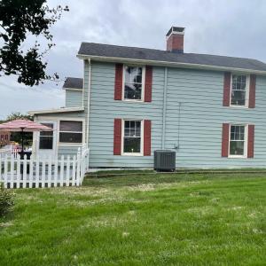 Photo #6 of 721 Grove Street, Bedford, VA 0.4 acres