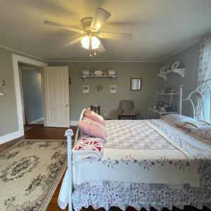 Photo #62 of 721 Grove Street, Bedford, VA 0.4 acres