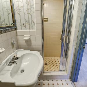 Photo #30 of 3104 Cranehill Drive, Lynchburg, VA 0.4 acres