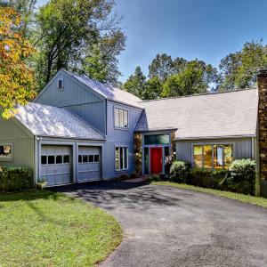 Photo #1 of 2120 Surrey Place, Lynchburg, VA 0.5 acres