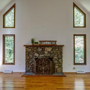 Photo #8 of 2120 Surrey Place, Lynchburg, VA 0.5 acres