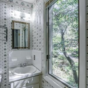 Photo #46 of 2120 Surrey Place, Lynchburg, VA 0.5 acres