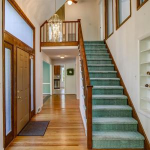 Photo #5 of 2120 Surrey Place, Lynchburg, VA 0.5 acres