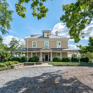 Photo #1 of 14431 Wyatts Way, Huddleston, VA 10.0 acres