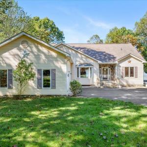 Photo #2 of 309 Tulip Tree Lane, Moneta, VA 0.5 acres