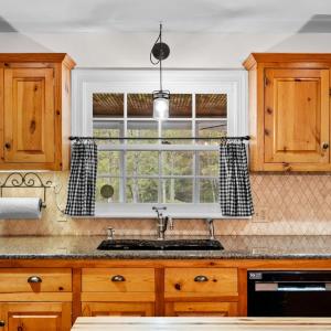 Photo #14 of 327 Hans Hill Drive, Madison Heights, VA 2.7 acres