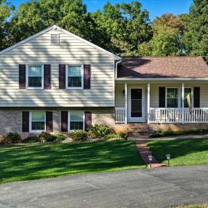 Photo #1 of 2121 Sunburst Road, Evington, VA 0.9 acres