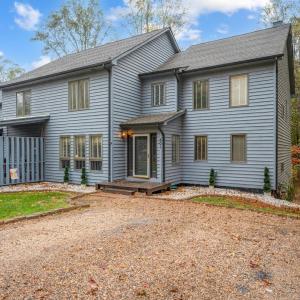 Photo #1 of 201 Mallard Drive, Lynchburg, VA 0.1 acres