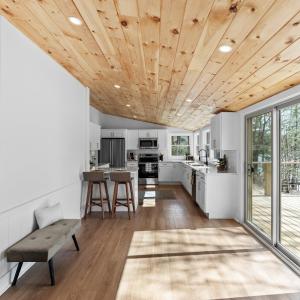 Photo #6 of 509 Pleasure Point Drive, Goodview, VA 0.9 acres