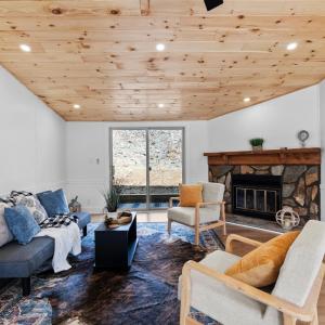 Photo #2 of 509 Pleasure Point Drive, Goodview, VA 0.9 acres