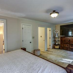 Photo #15 of 264 Robinson Drive, Lynchburg, VA 4.3 acres