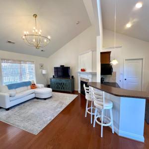 Photo #6 of 172 Stoney Creek Drive, Madison Heights, VA 1.0 acres