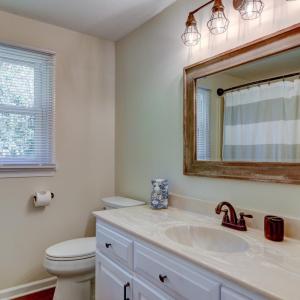 Photo #31 of 1405 Pine Bluff Drive, Lynchburg, VA 0.6 acres