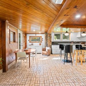 Photo #31 of 2206 Timberlake Drive, Lynchburg, VA 0.5 acres