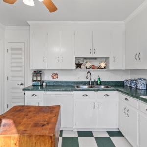 Photo #11 of 1921 Tabby Ln, Altavista, VA 1.4 acres