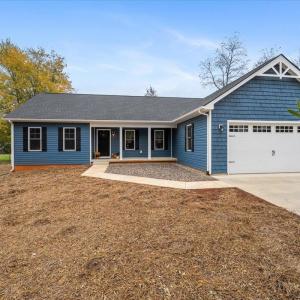 Photo #1 of 1025 Lindsay Rd, Forest, VA 0.4 acres