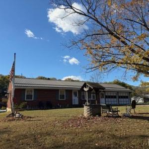 Photo #7 of 1028 Roswell Lane, Blue Ridge, VA 0.8 acres